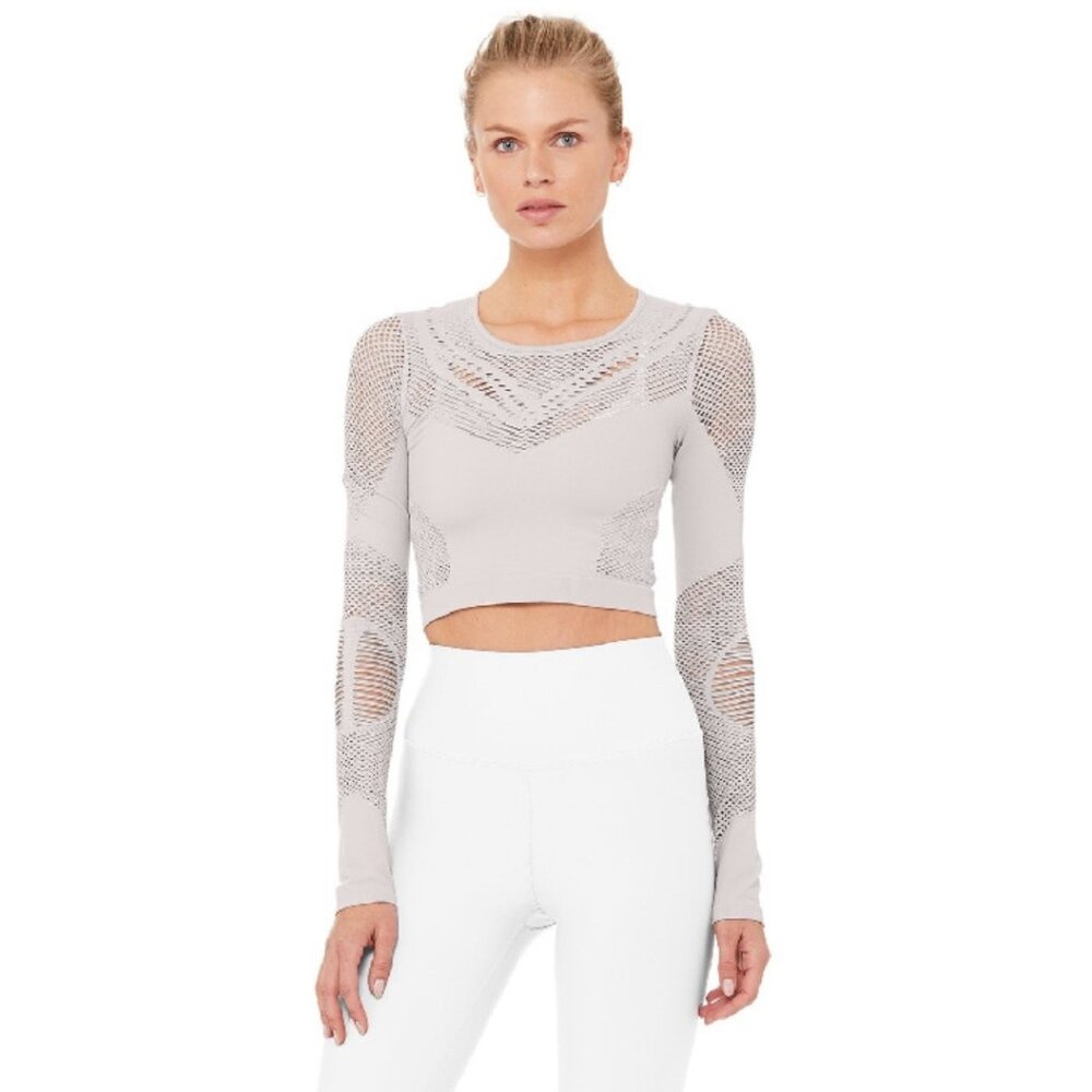 Alo Yoga Siren Long Sleeve in Lavender Cloud